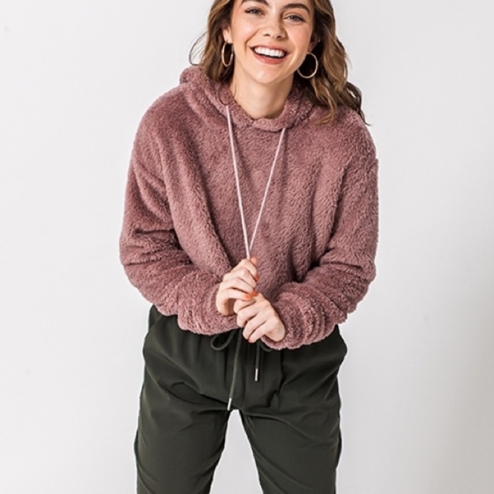 ♦️Long Sleeve Hooded Plush Cropped Top - Picture 2 of 6